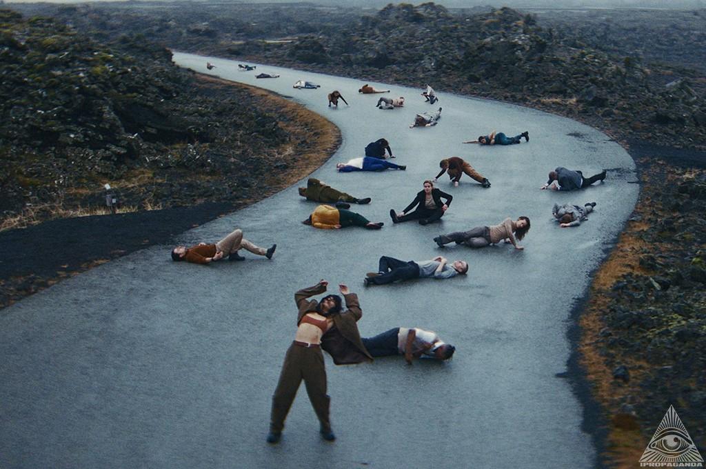 Bodies on a river, Loreen in forground